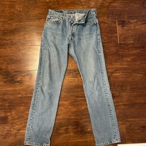 Levi jeans